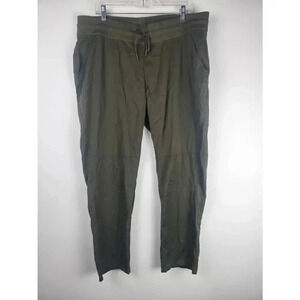 The North Face Joggers Green Size XXL.